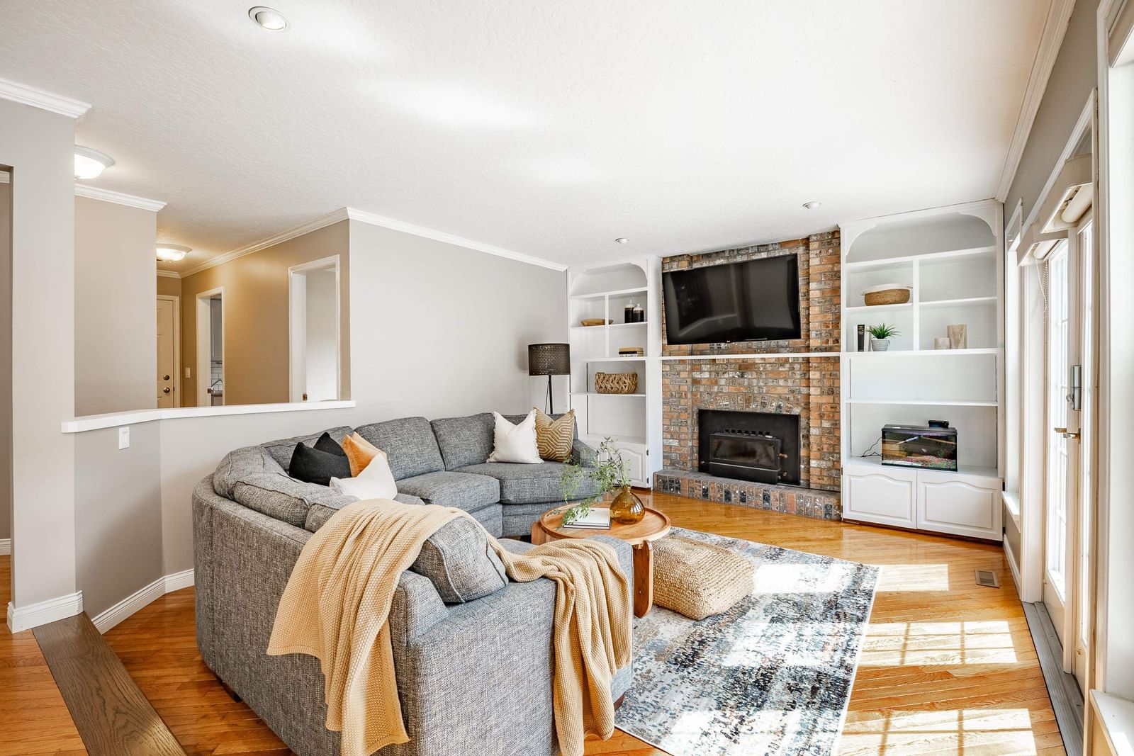 Listing Image 14