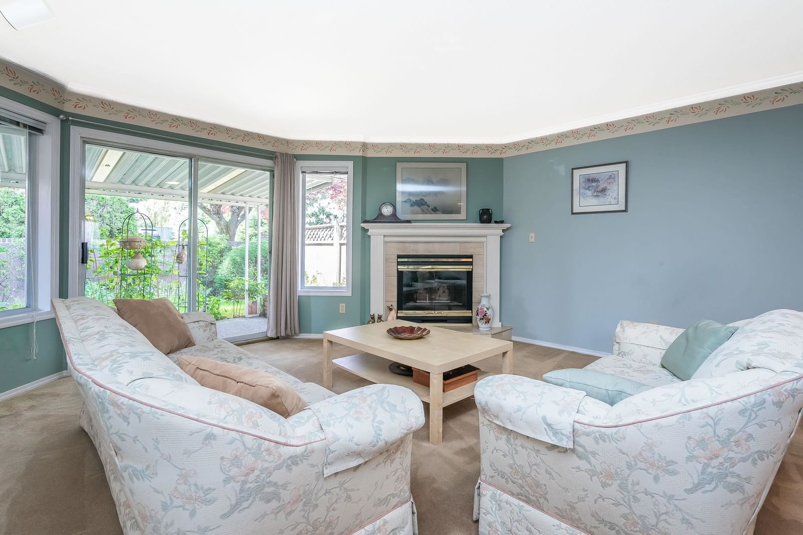 Listing Image 16