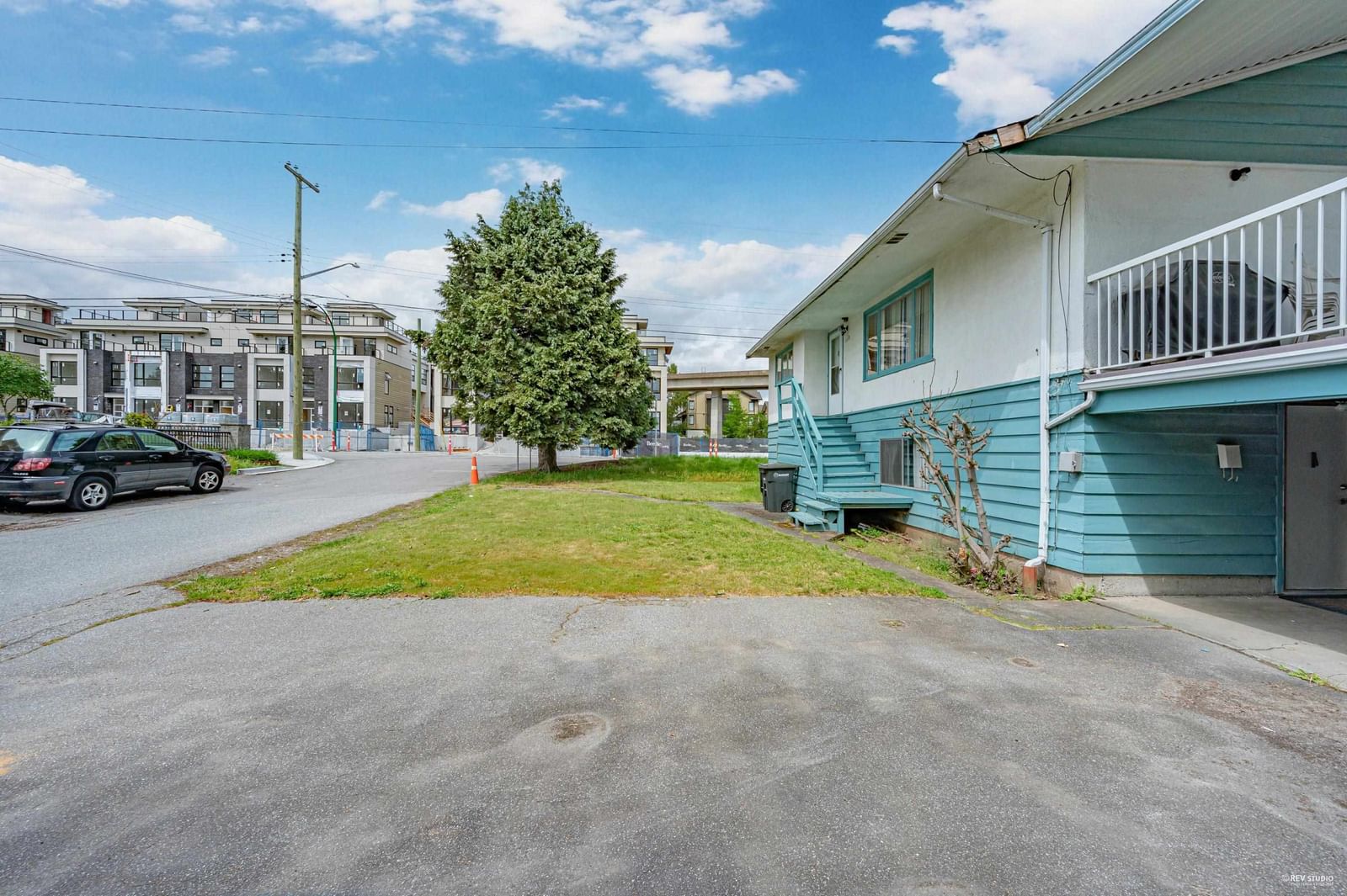 Listing Image 10