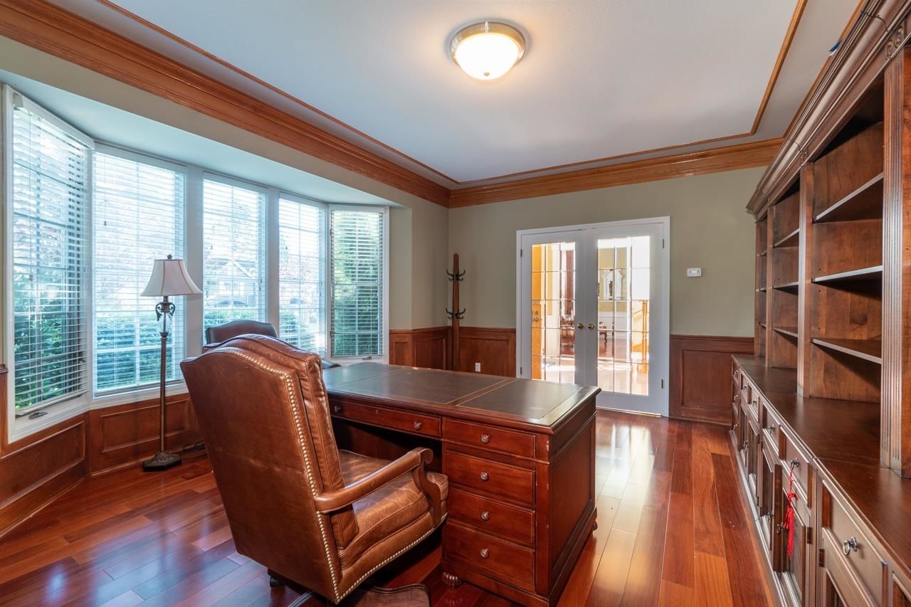 Listing Image 11