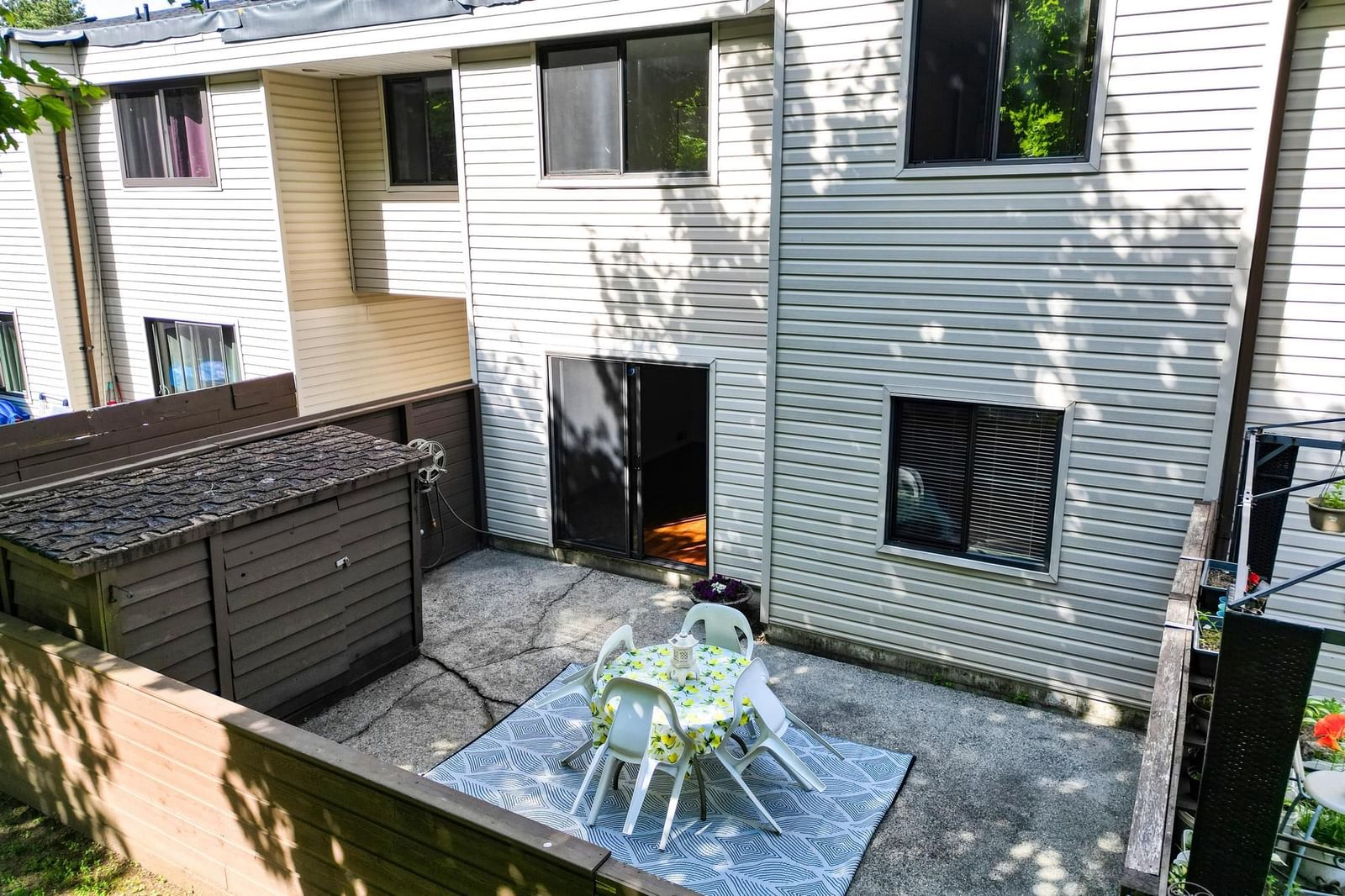 Listing Image 8