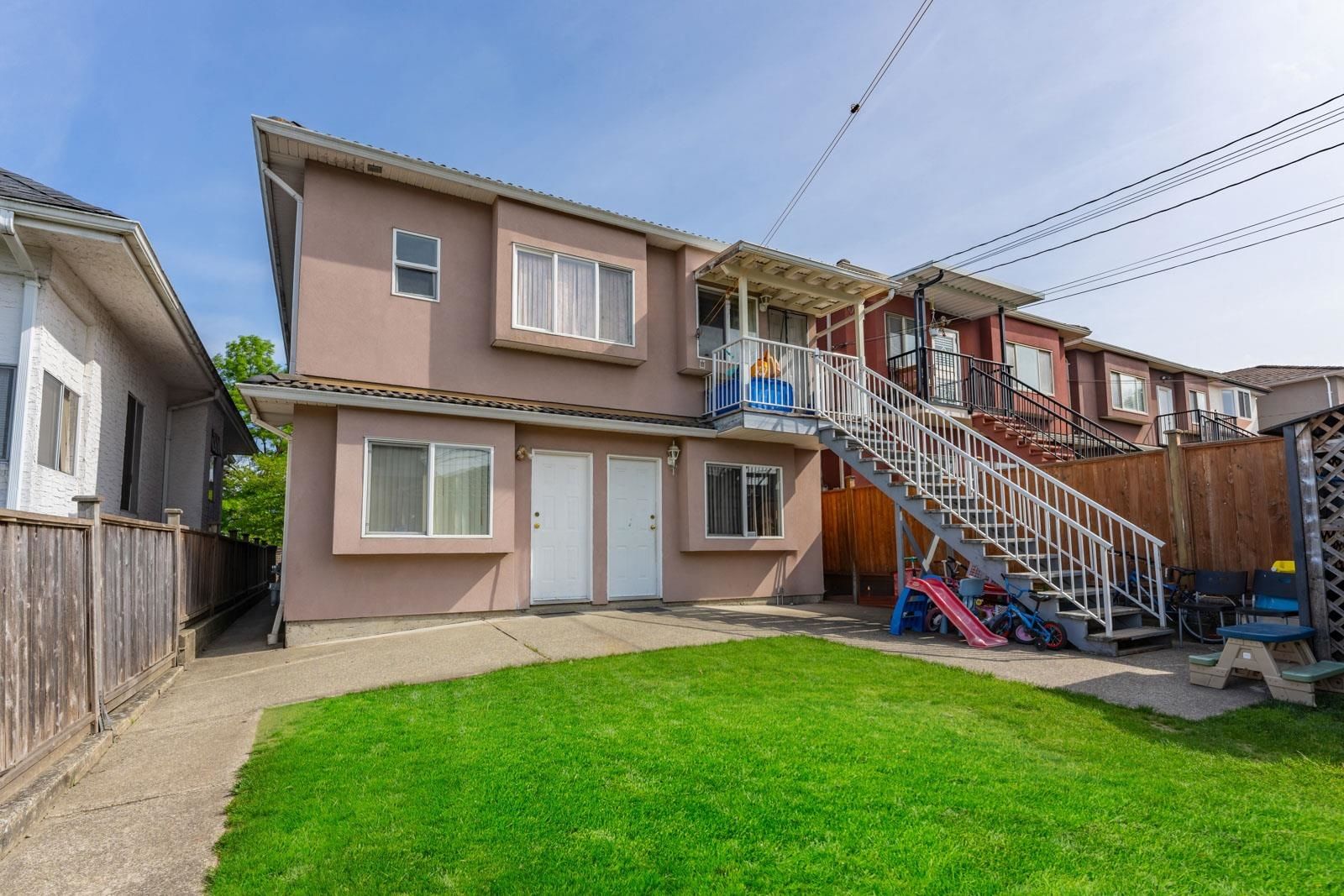 Listing Image 12