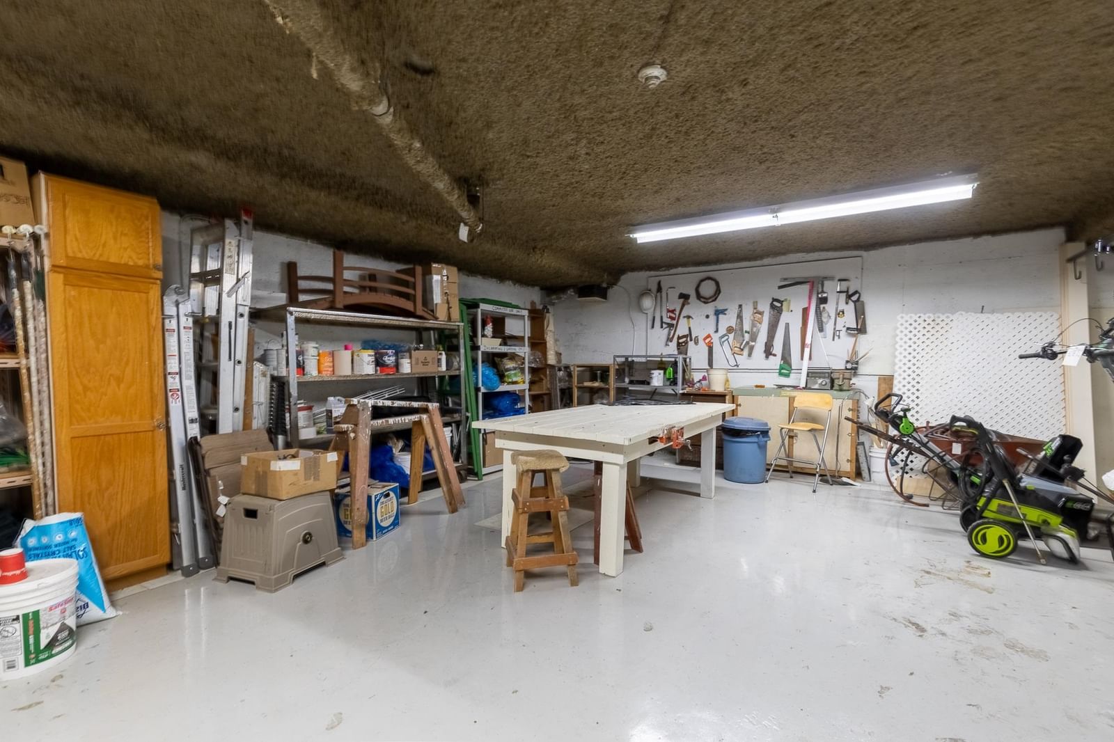 Listing Image 36