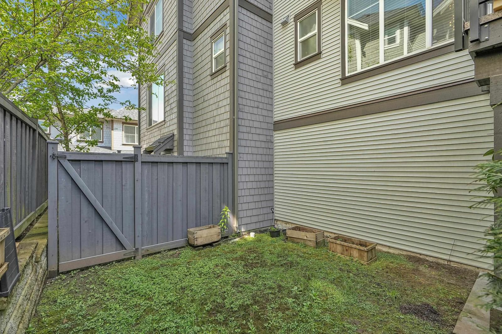 Listing Image 32