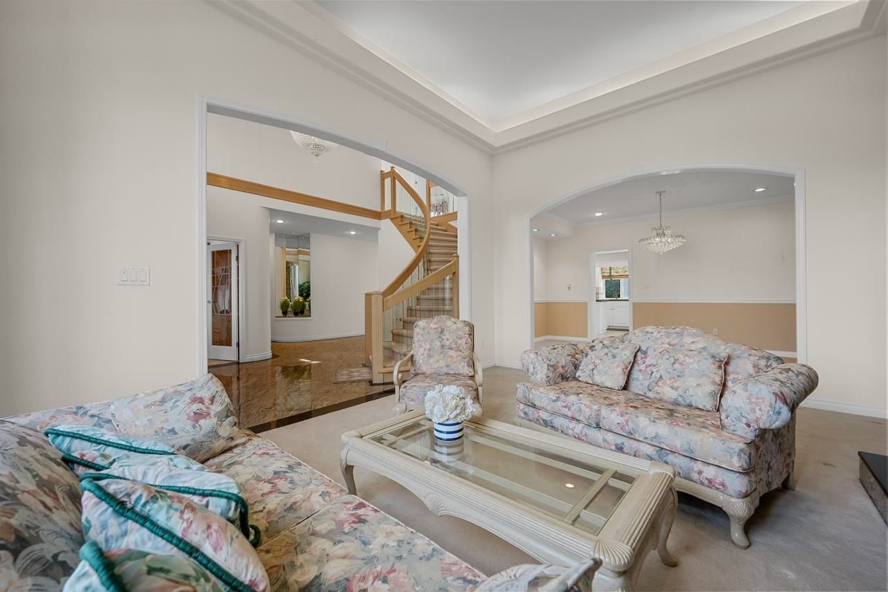 Listing Image 9