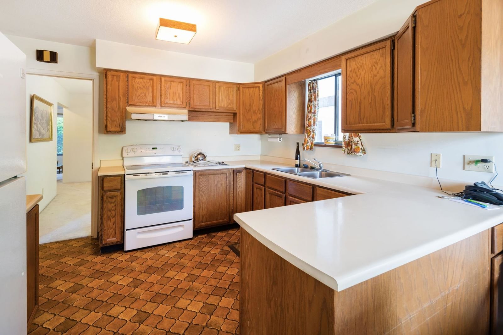 Listing Image 11