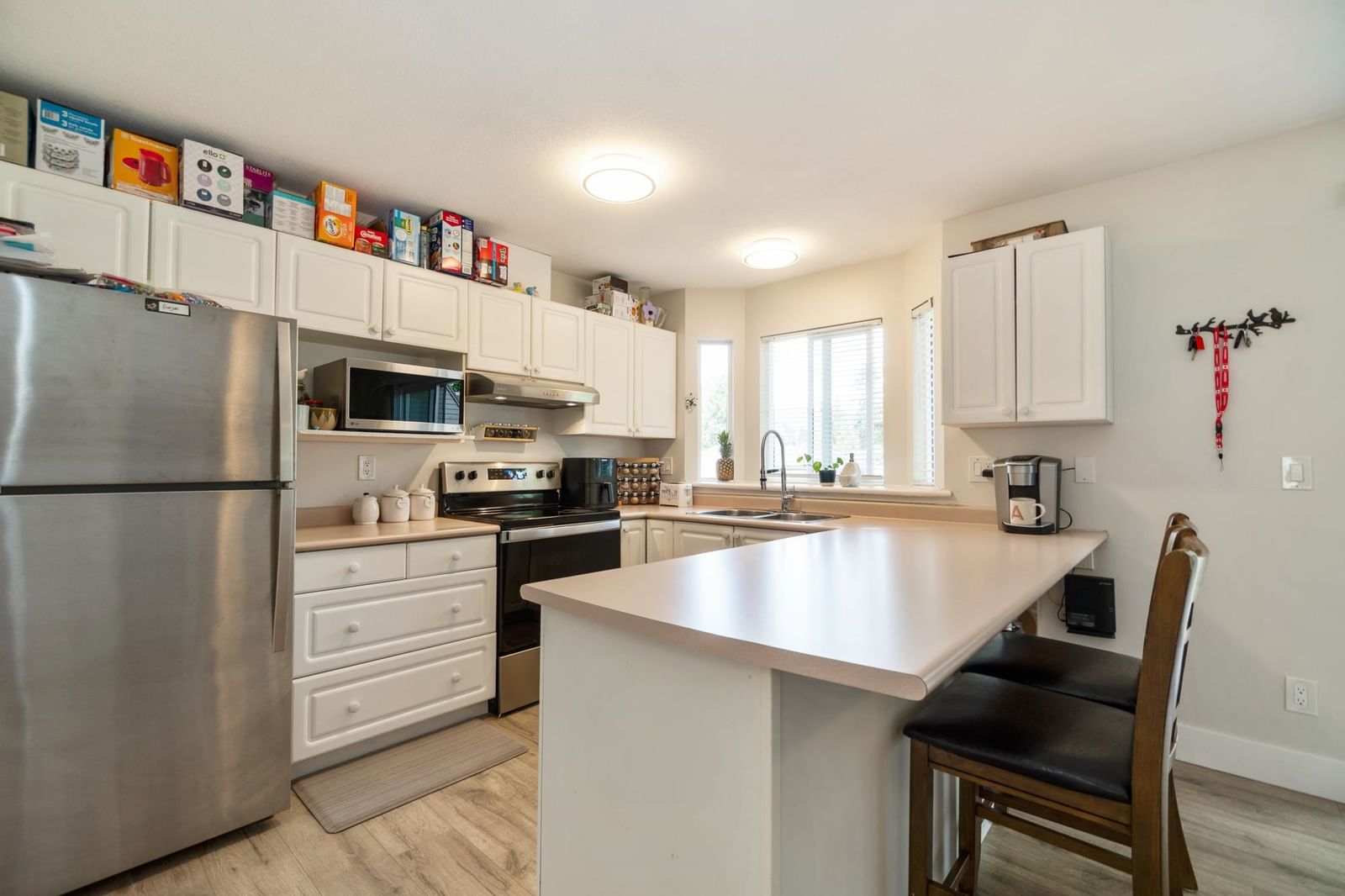 Listing Image 12