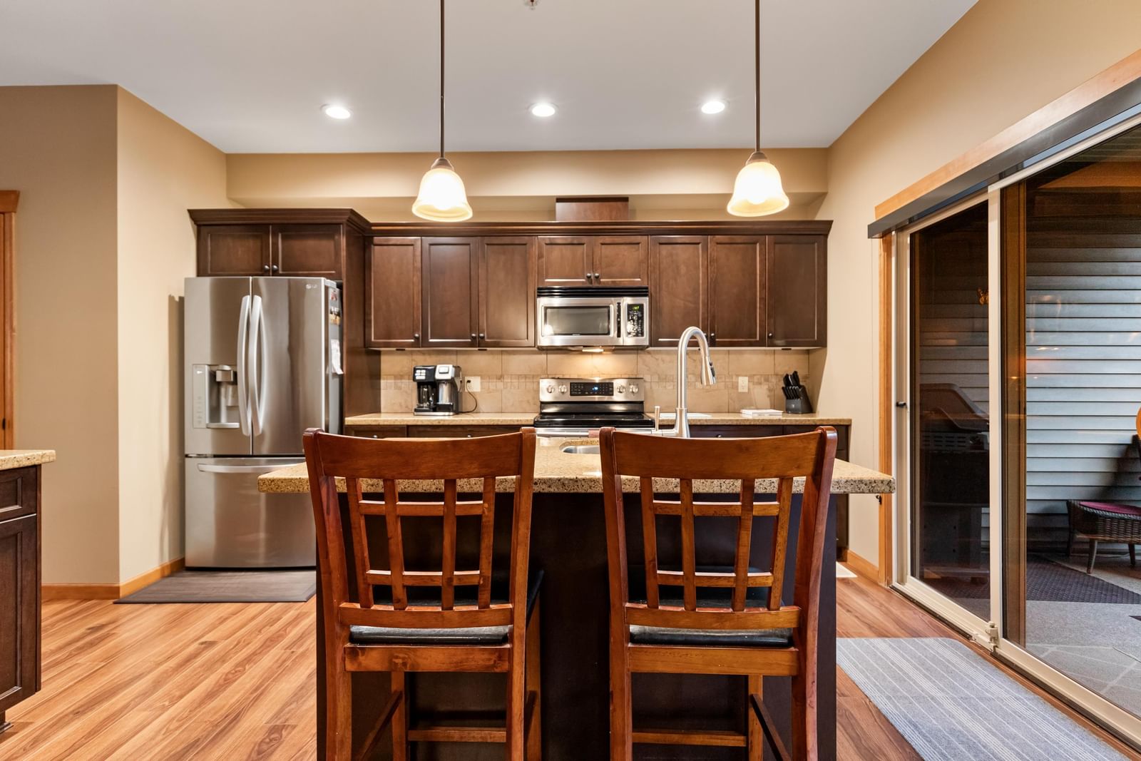 Listing Image 9