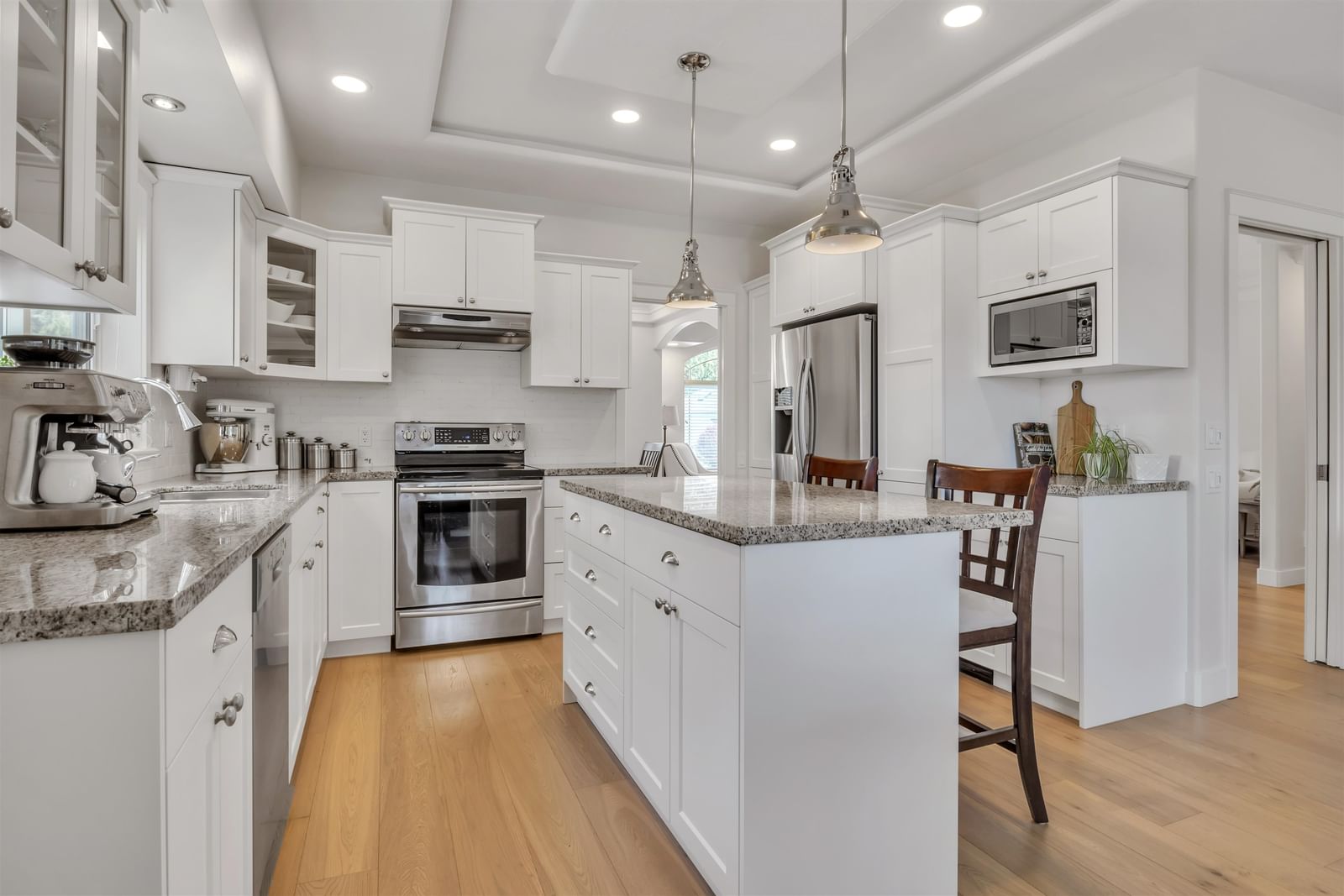 Listing Image 9