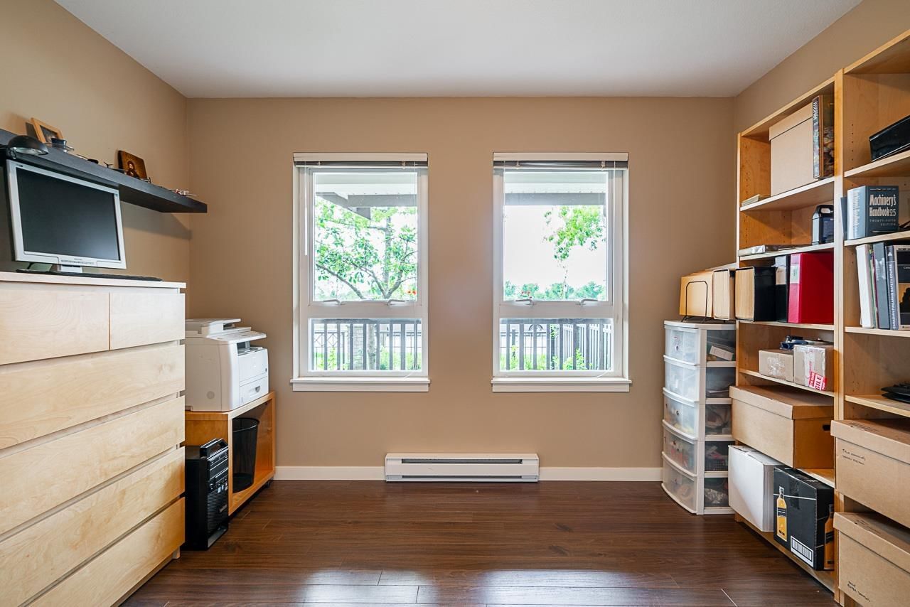 Listing Image 21