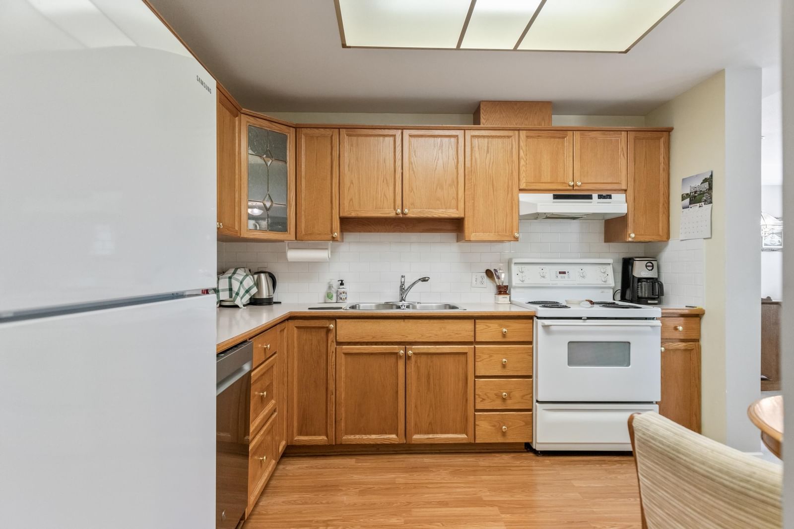 Listing Image 14
