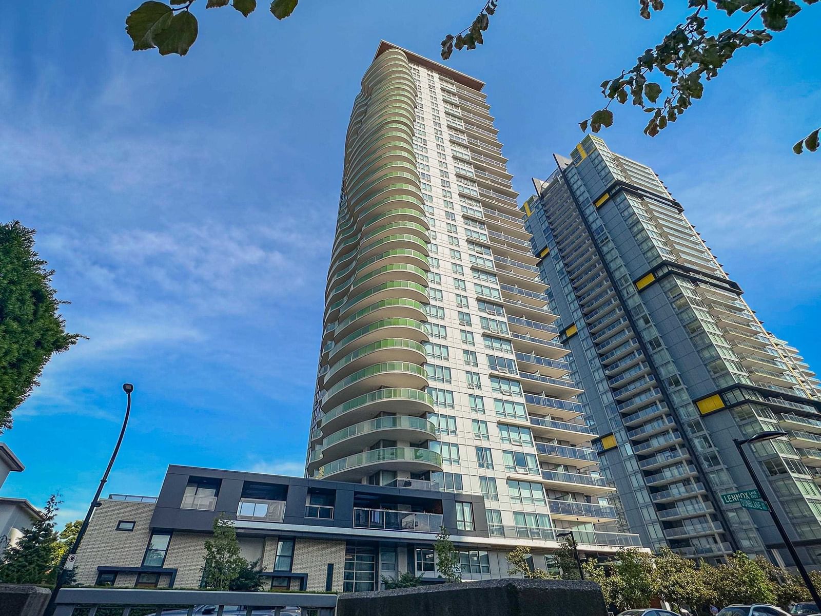 Listing Image 1