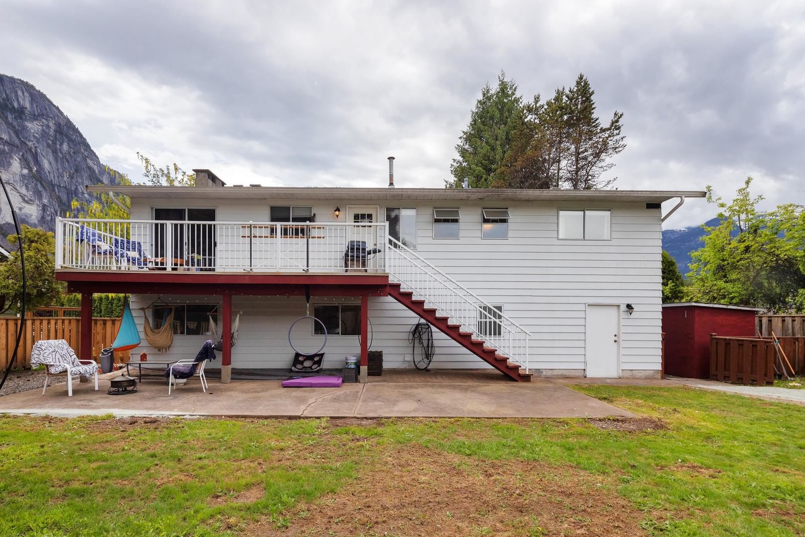 Listing Image 6
