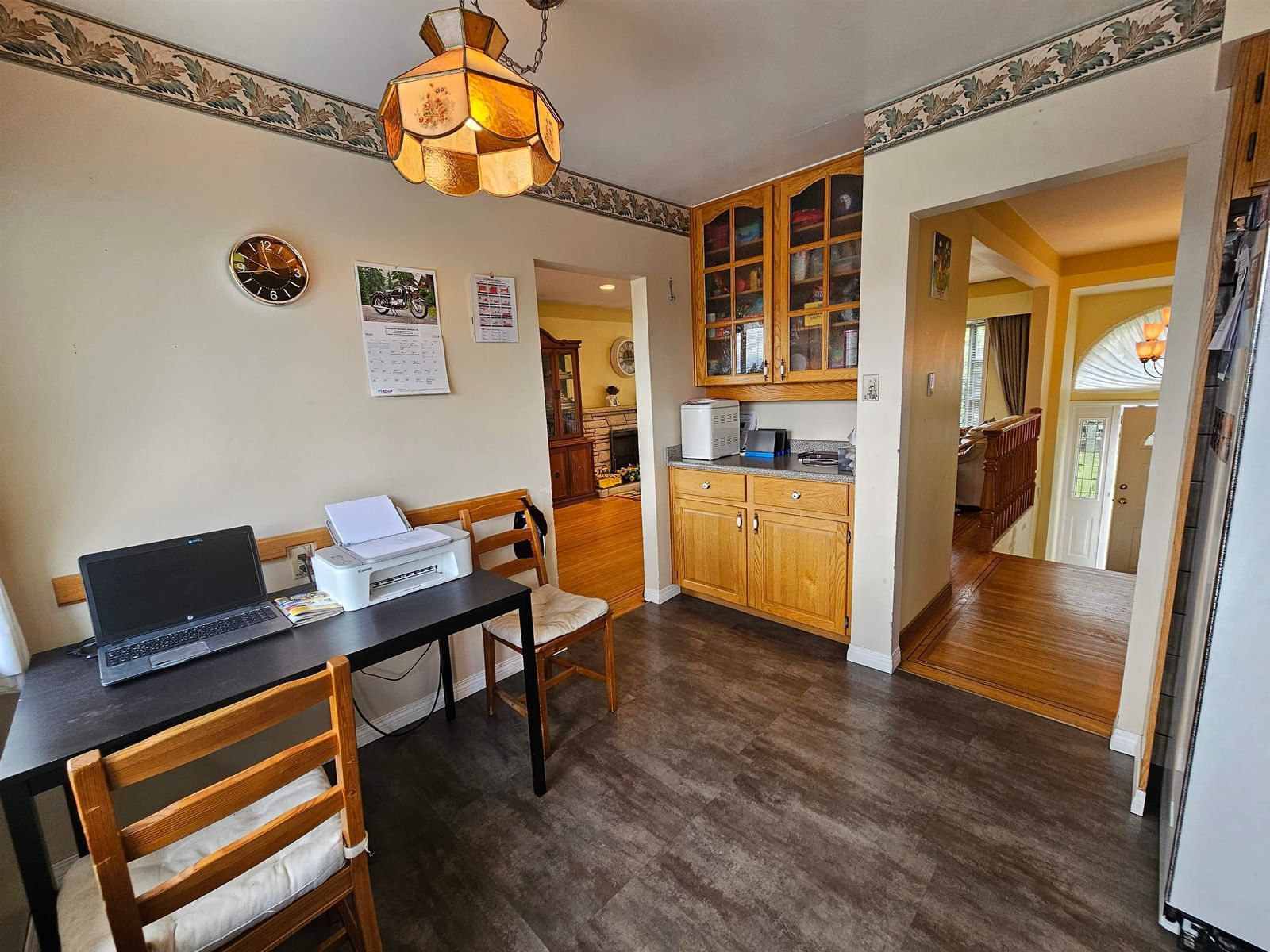 Listing Image 11