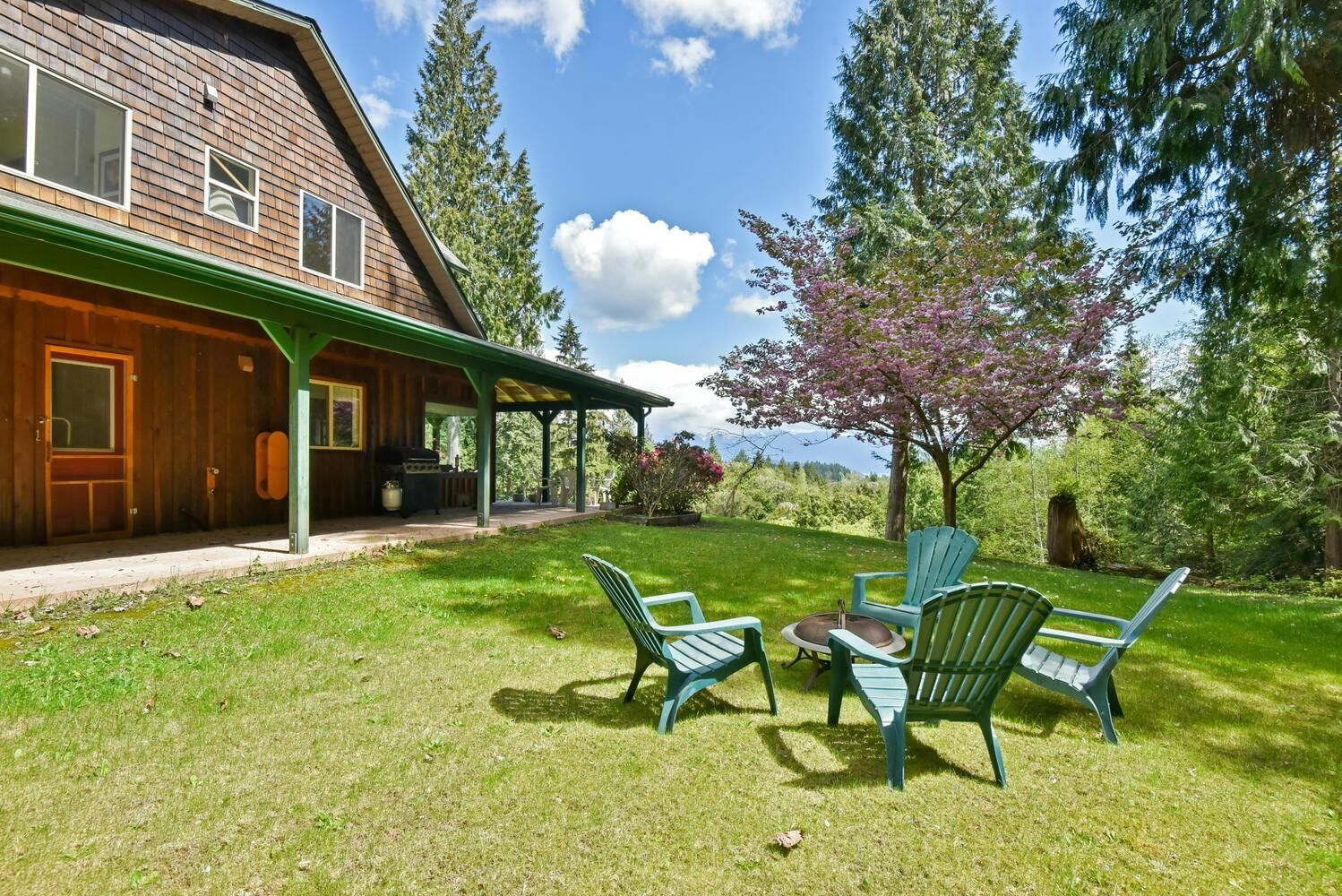 Listing Image 11