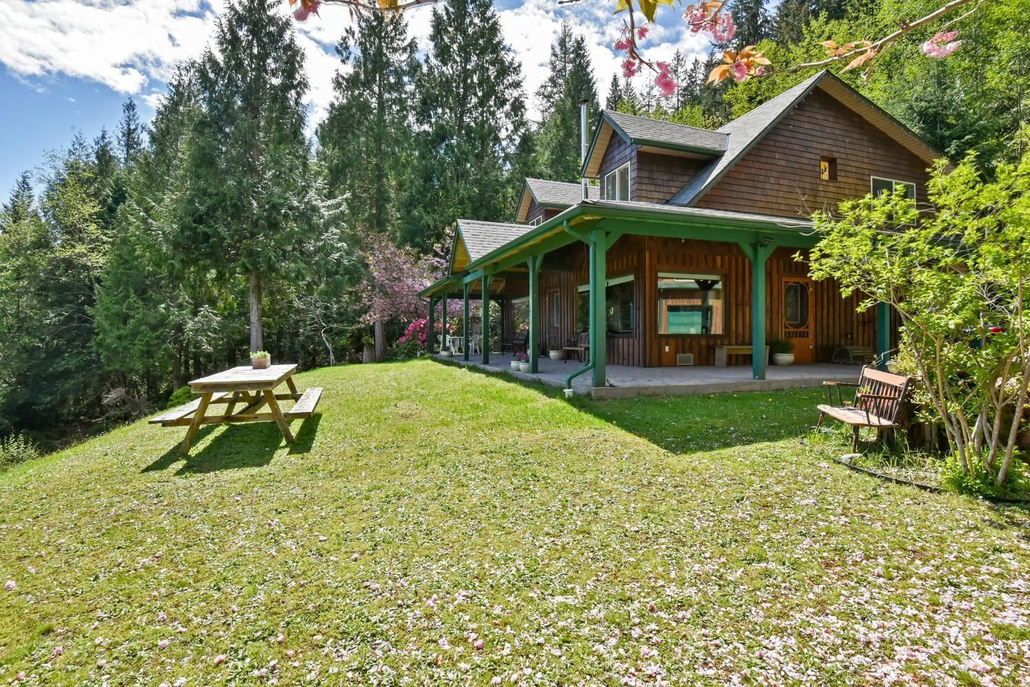 Listing Image 6