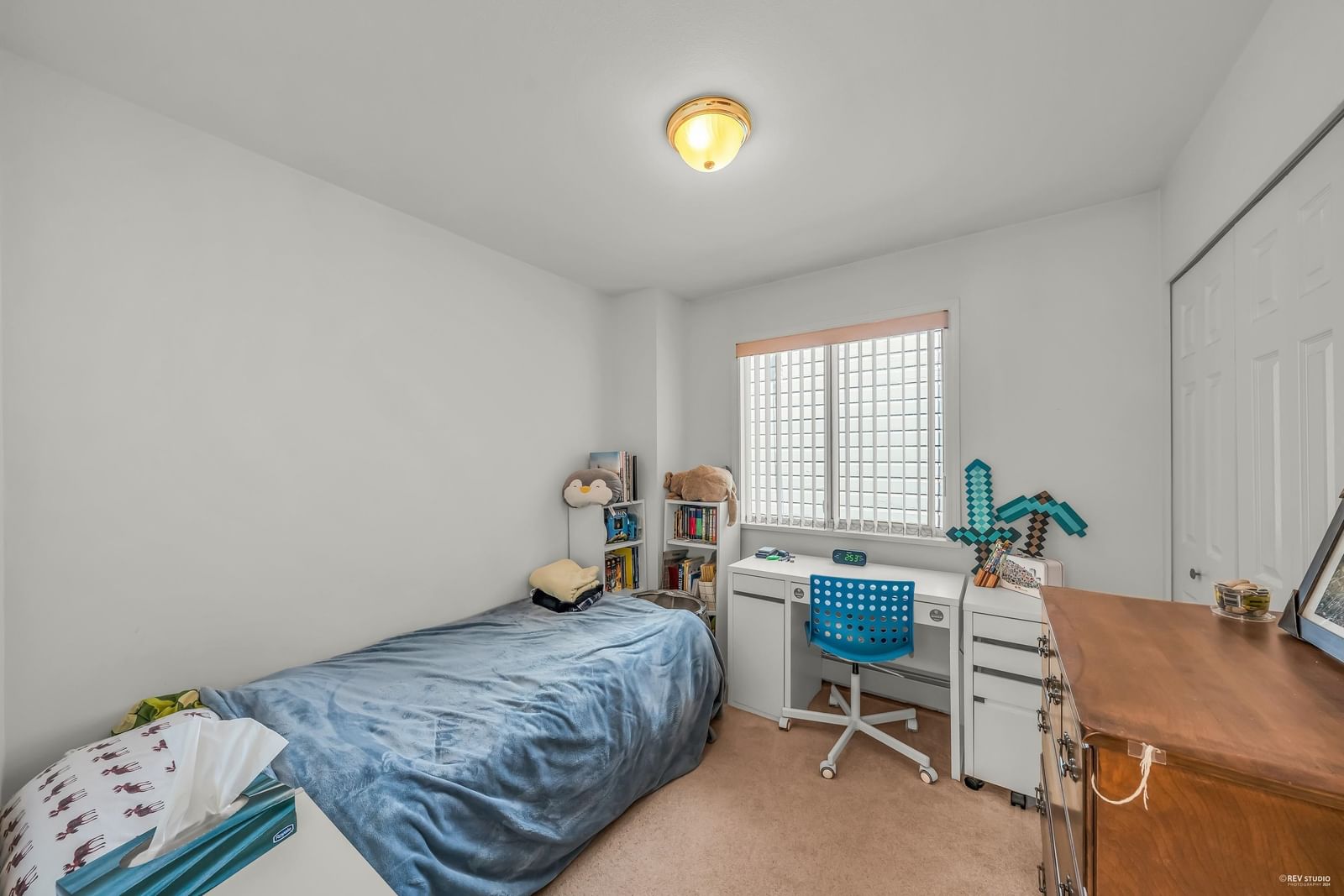 Listing Image 17