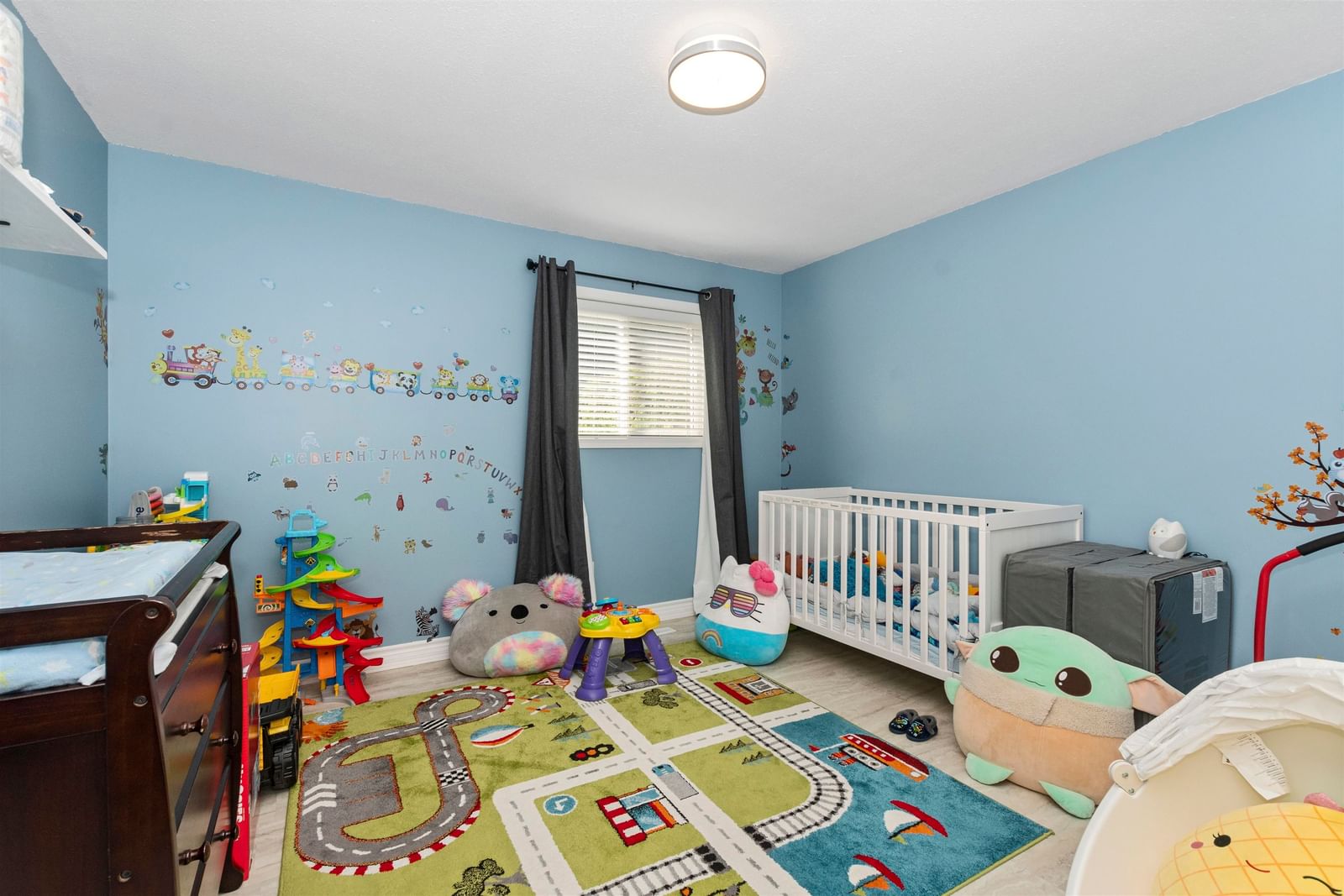Listing Image 21