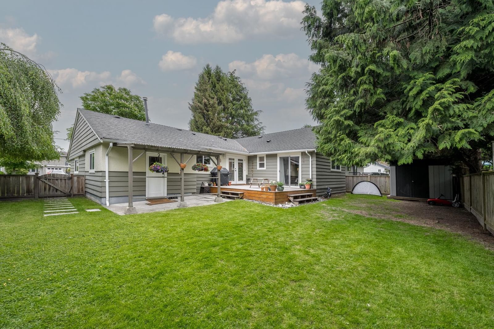 Listing Image 23