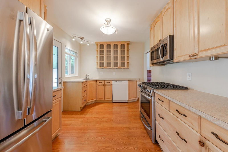 3729 Wellington Street, Port Coquitlam, V3B 3Y9 | Image 3