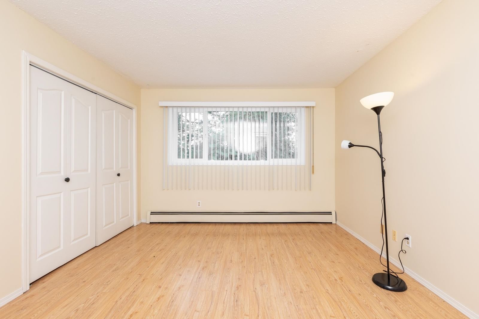 Listing Image 27