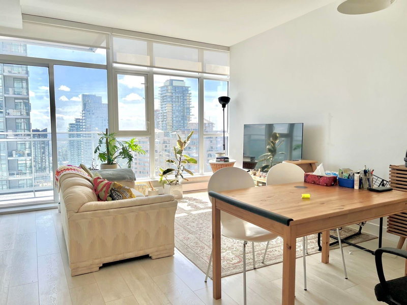 3203 - 4670 Assembly Way, Burnaby, V5H 0H3 | Image 2