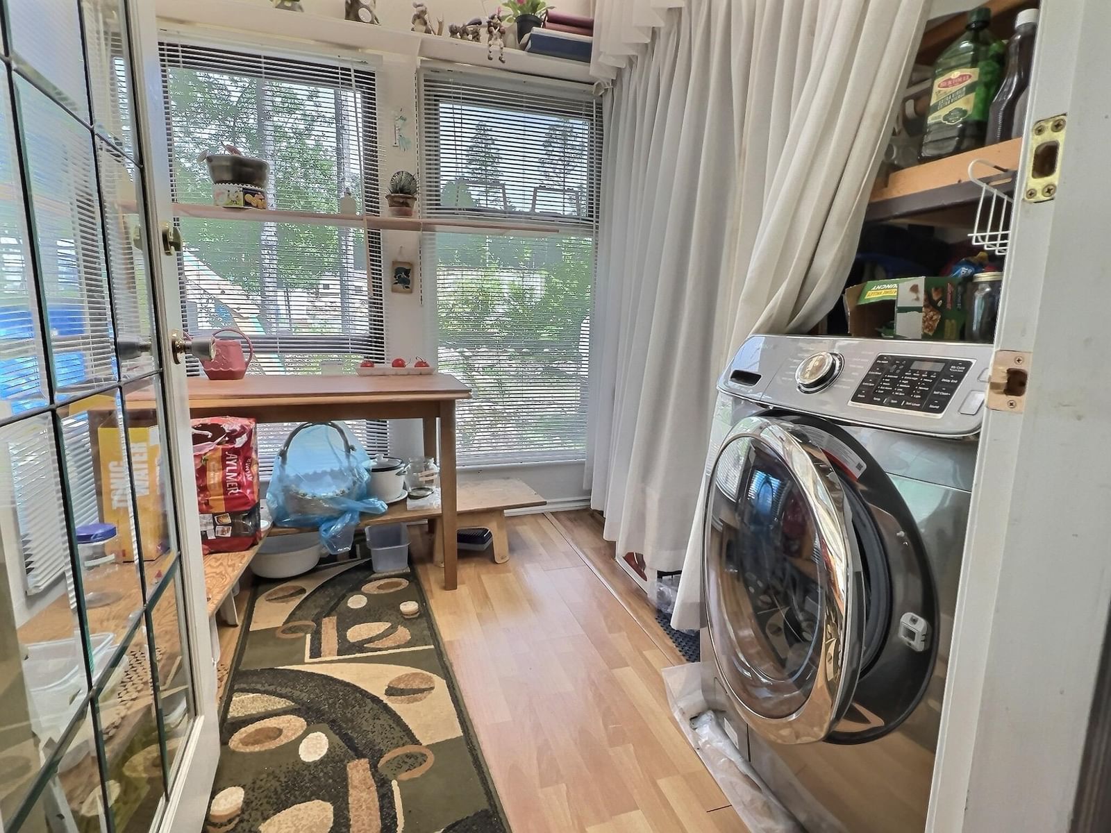 Listing Image 14
