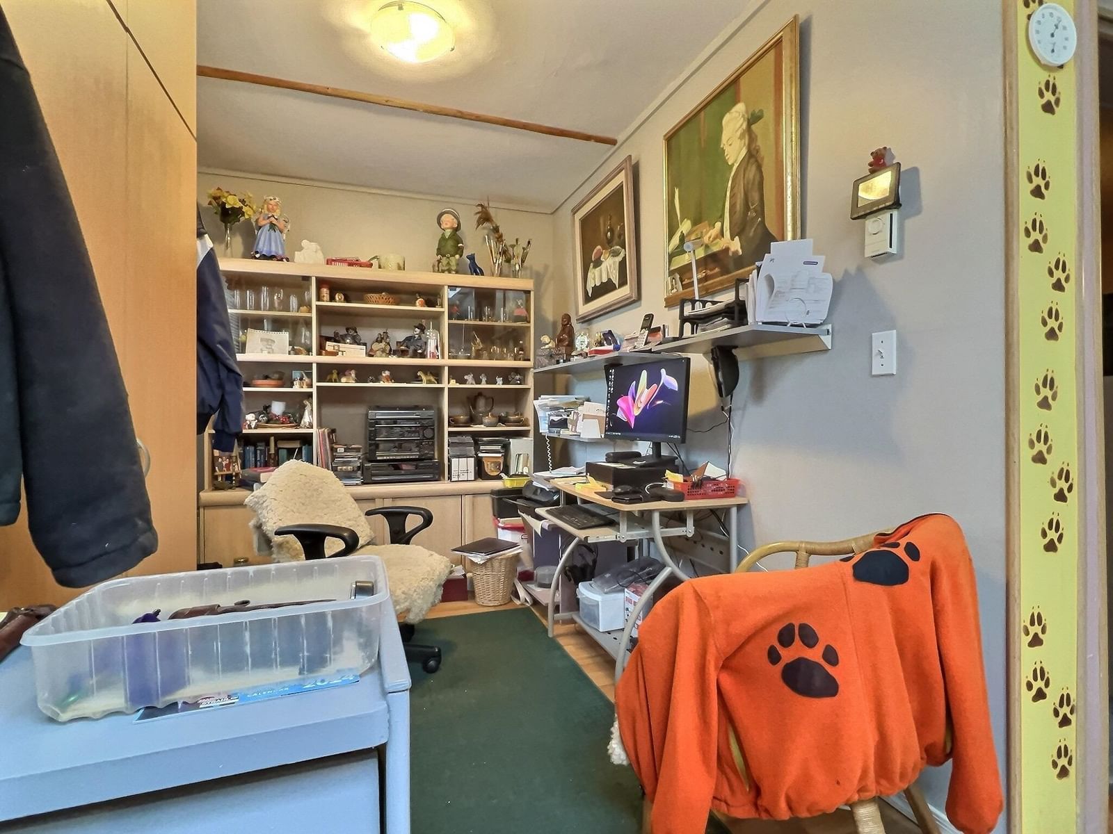 Listing Image 15