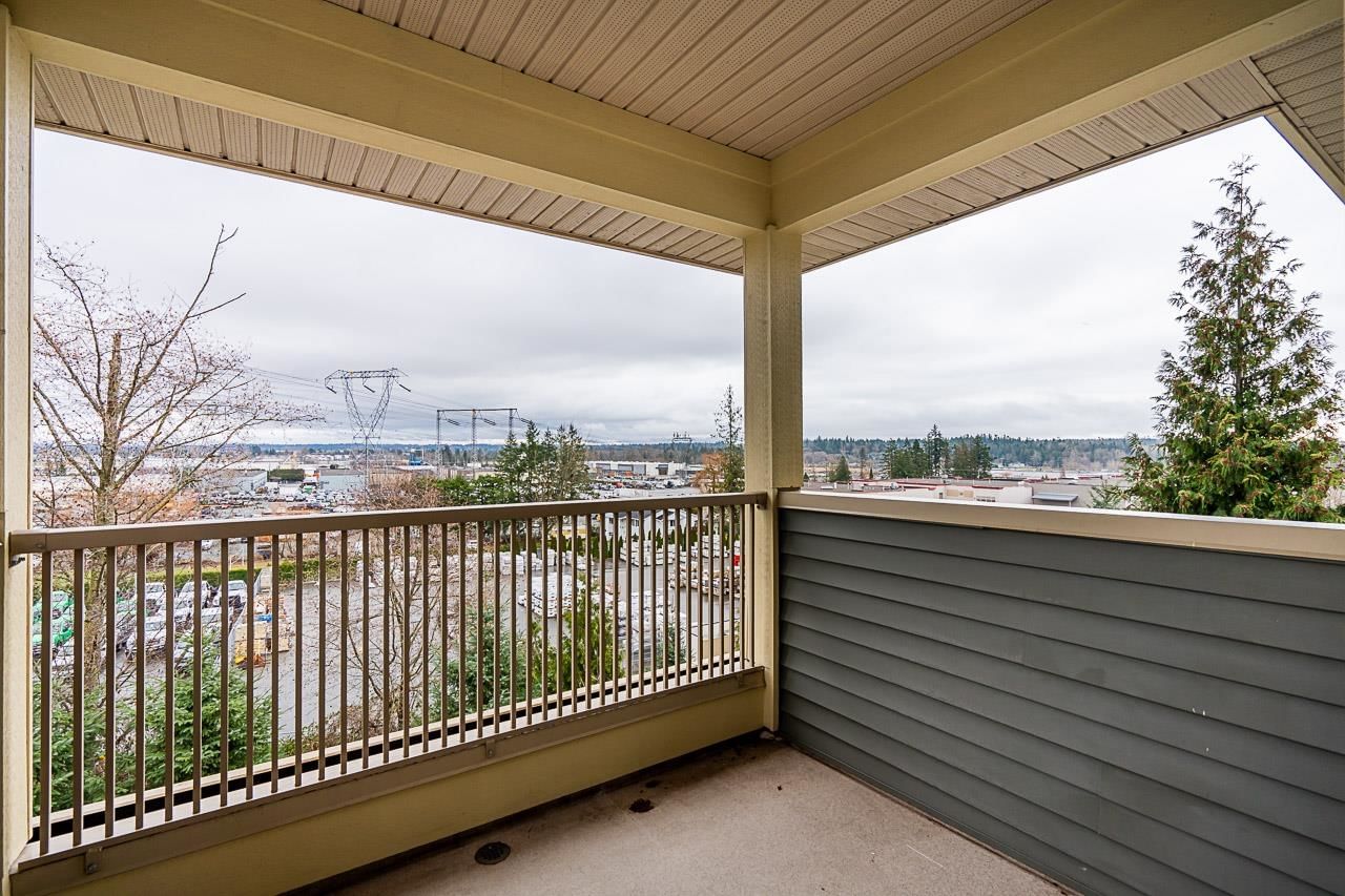 Listing Image 18