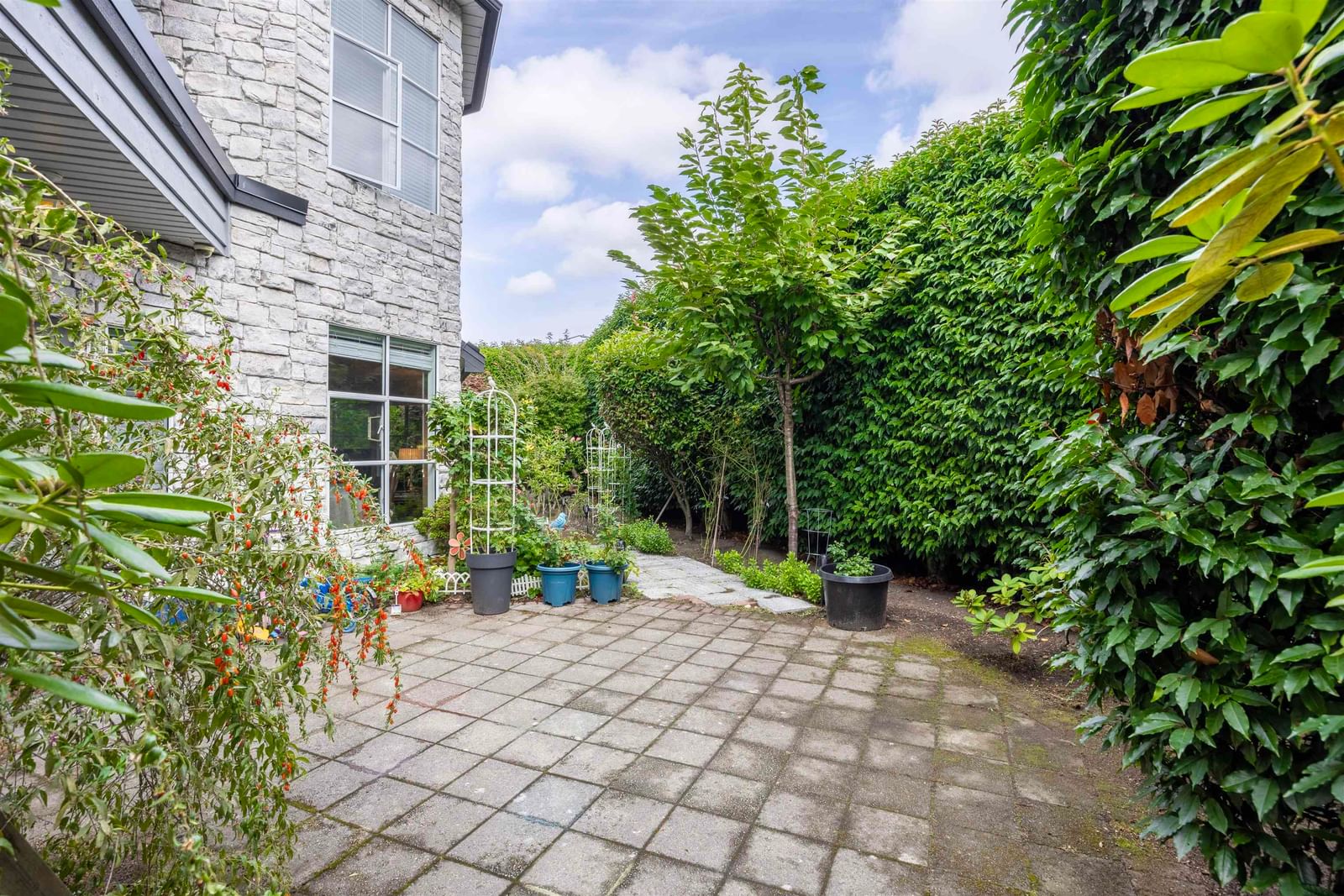 Listing Image 13