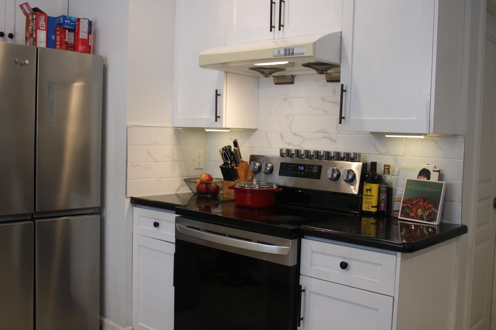 Listing Image 10