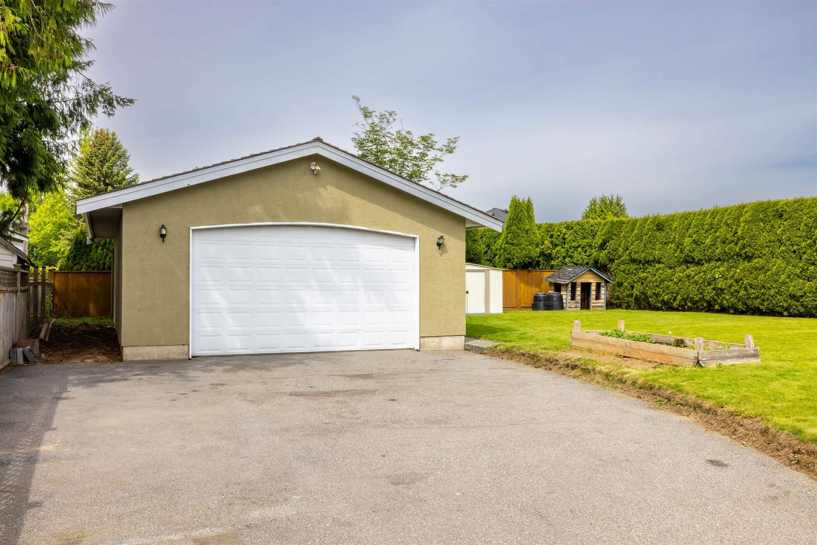 Listing Image 31