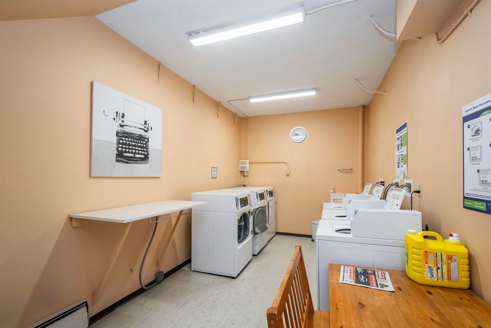 Listing Image 21