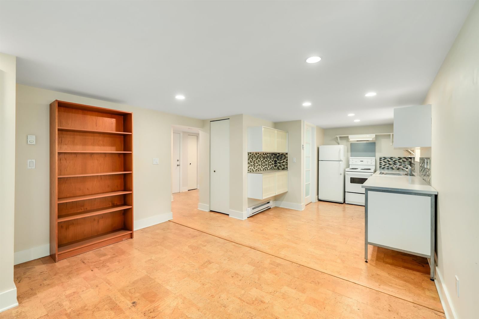 Listing Image 23