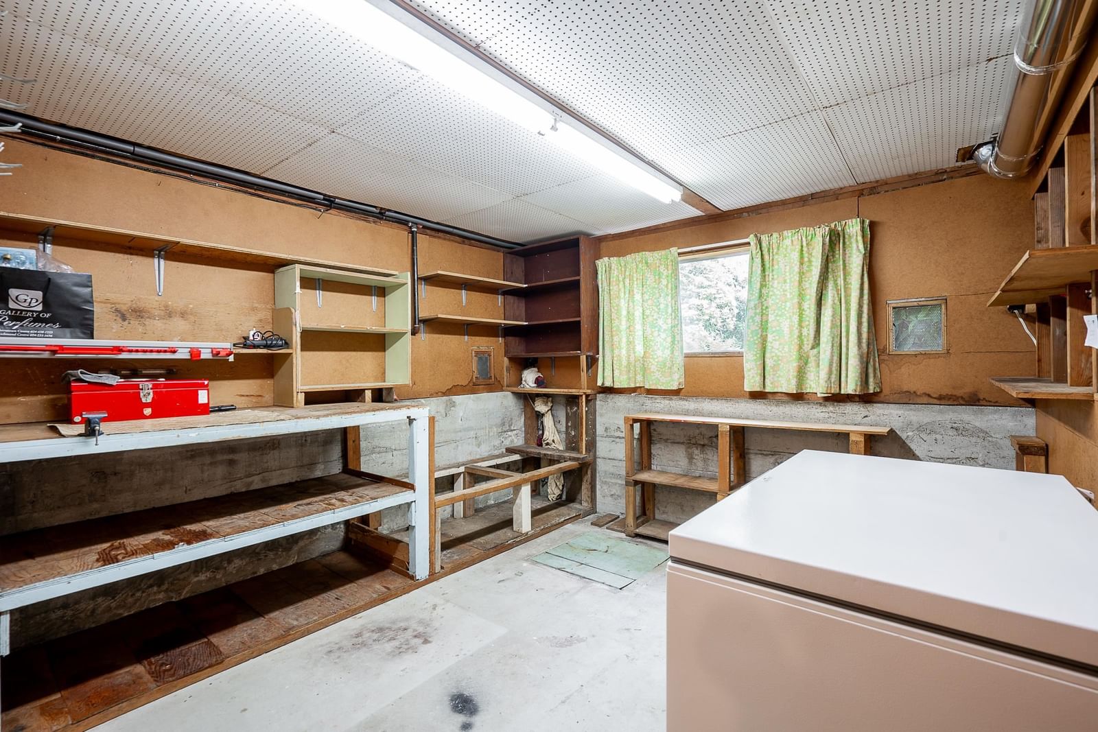 Listing Image 16