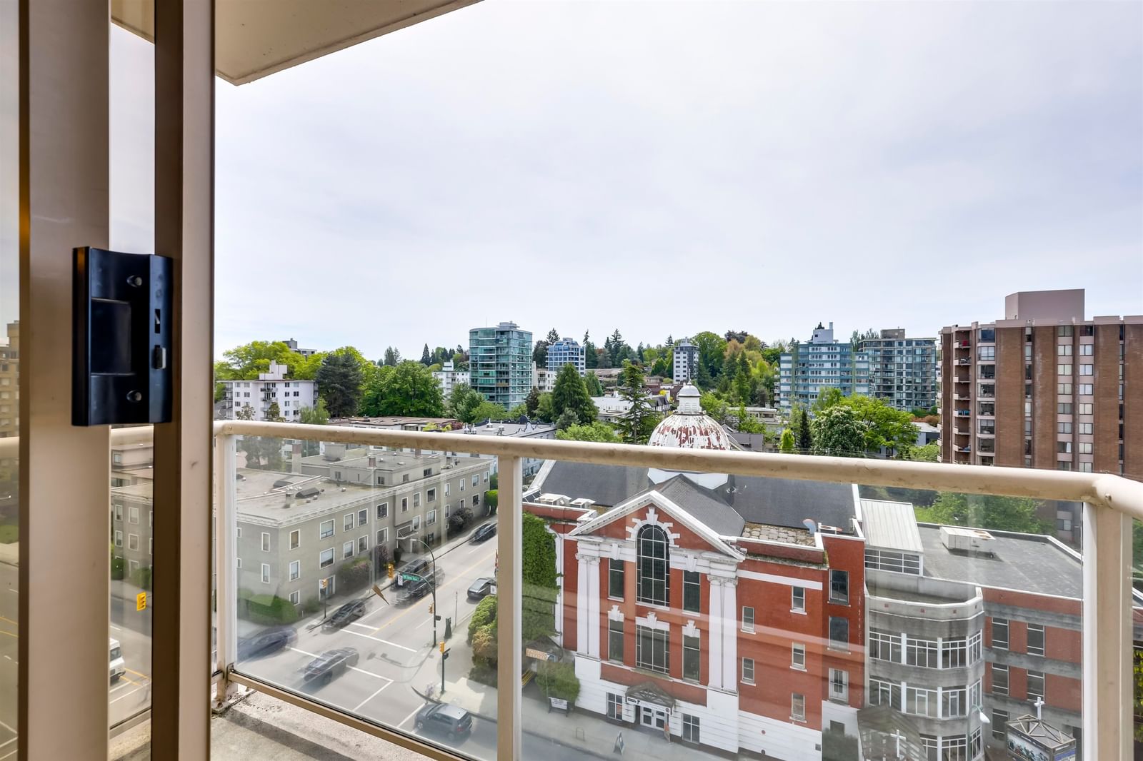 Listing Image 21