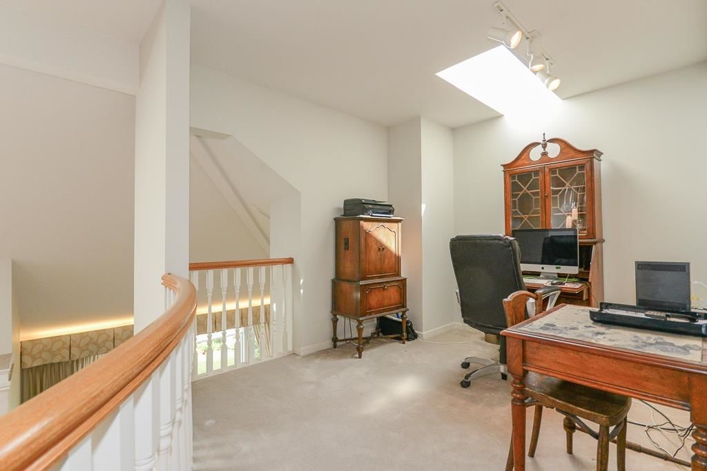 Listing Image 28