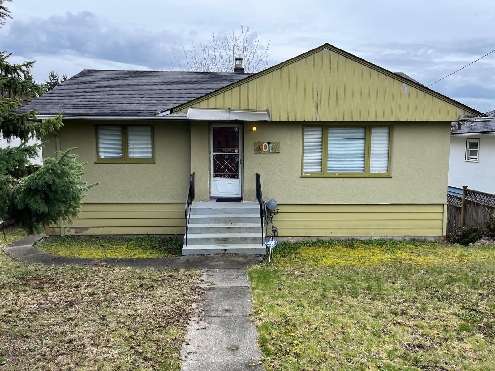Listing Image 1