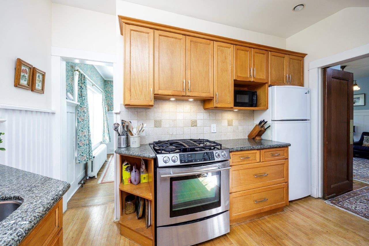 Listing Image 14