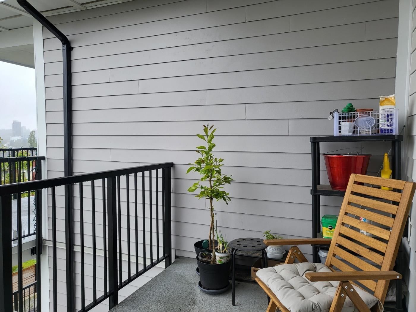 Listing Image 16
