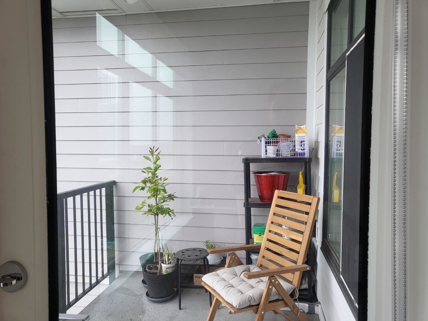 Listing Image 17