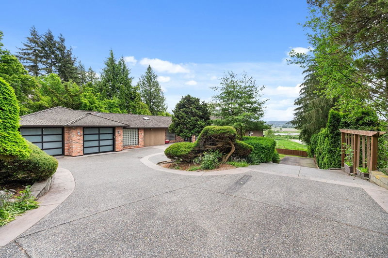 14534 Lombard Place, Surrey, V3X 1B5 | Image 2