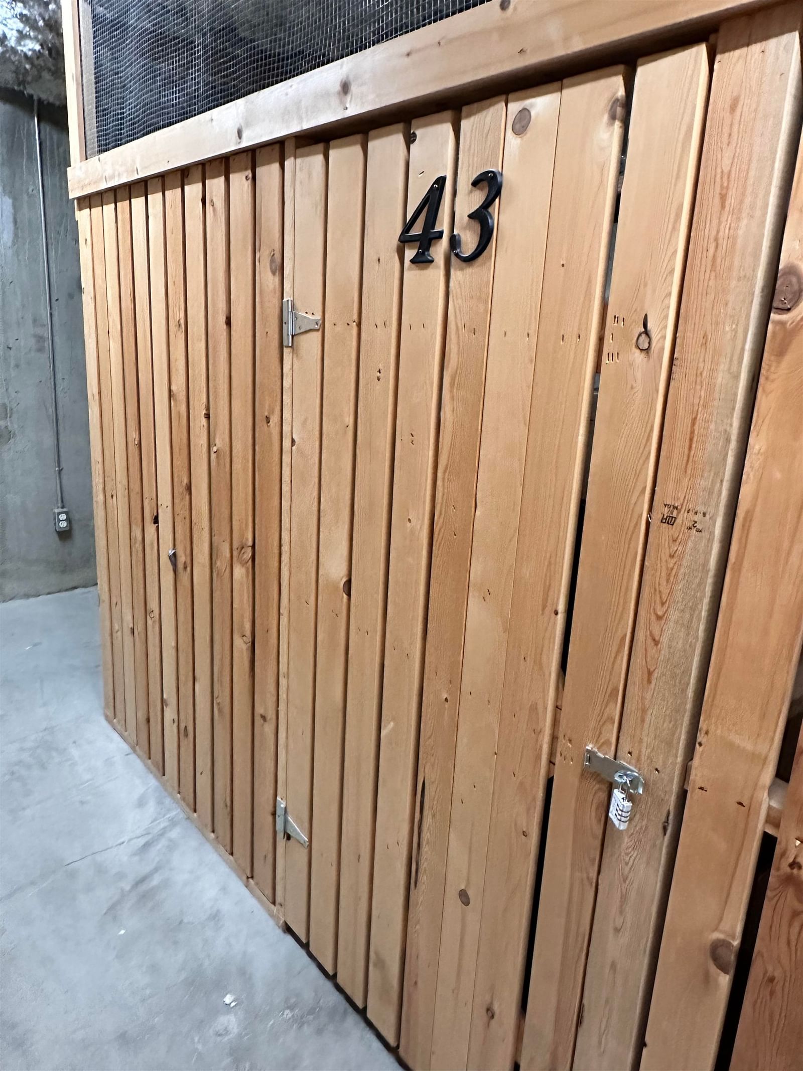 Listing Image 14