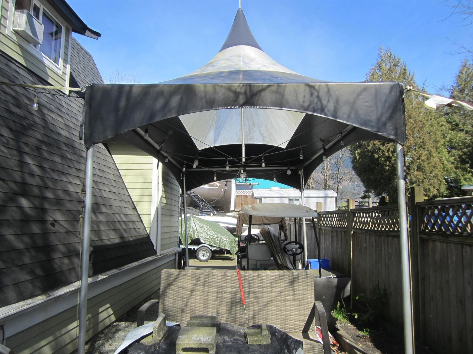 Listing Image 9