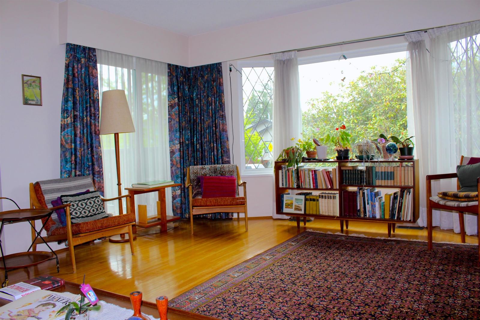Listing Image 5