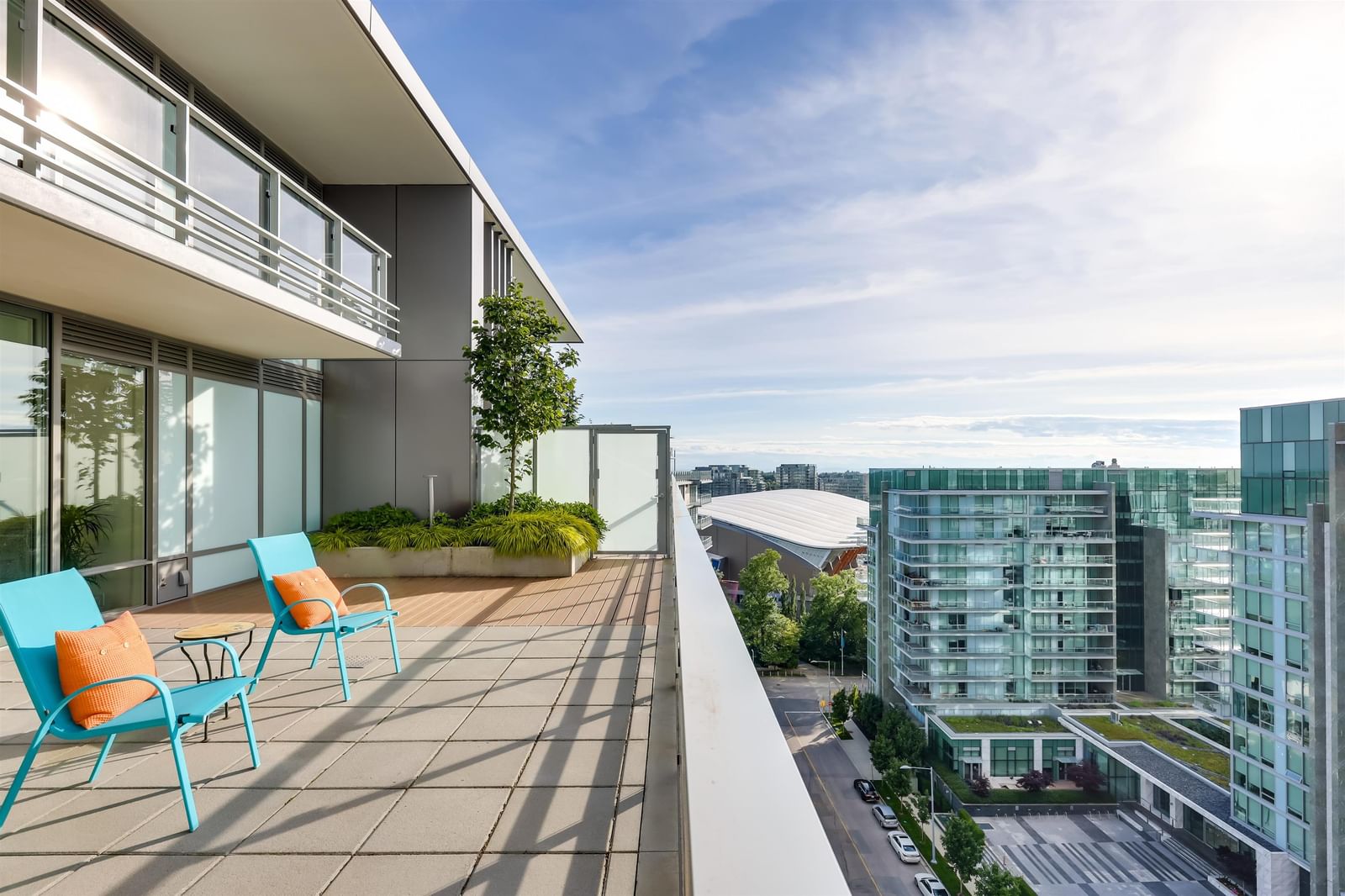 Listing Image 10