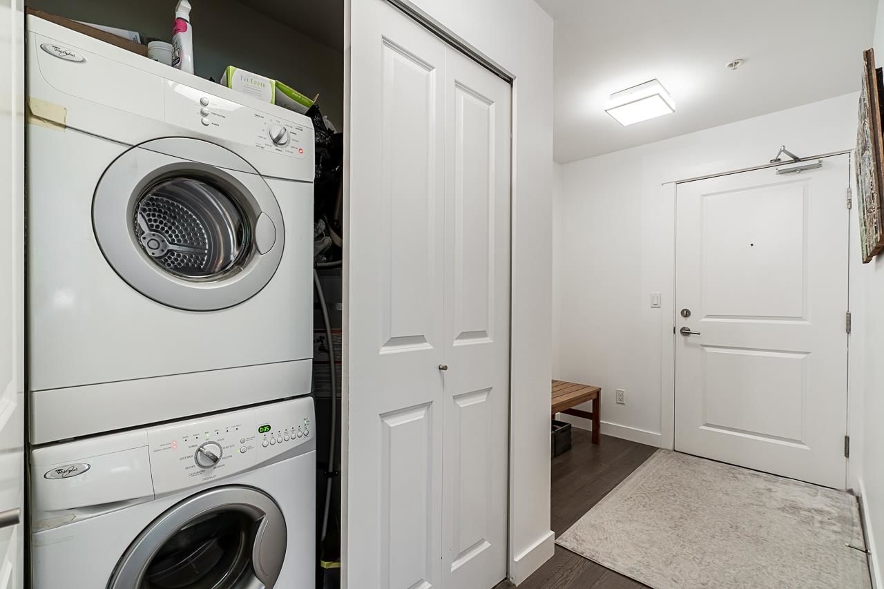 Listing Image 14