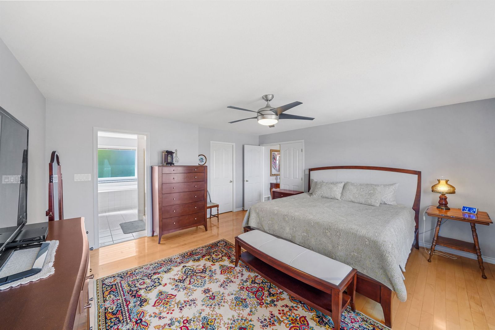 Listing Image 23