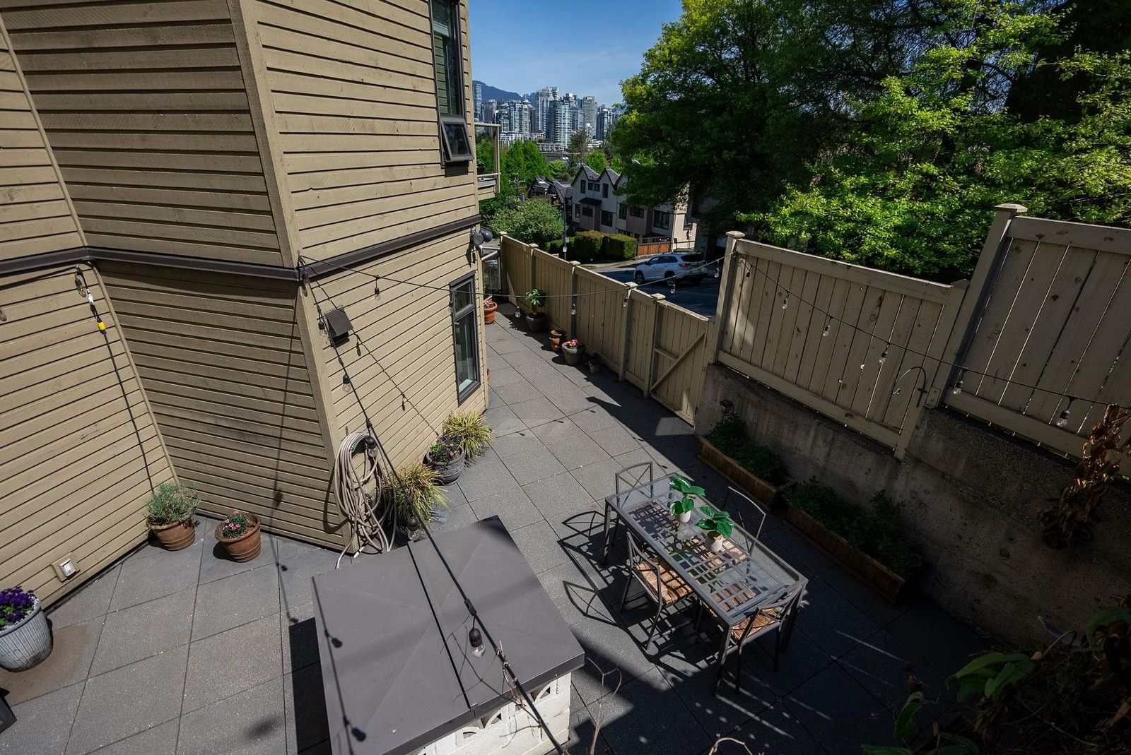 Listing Image 18