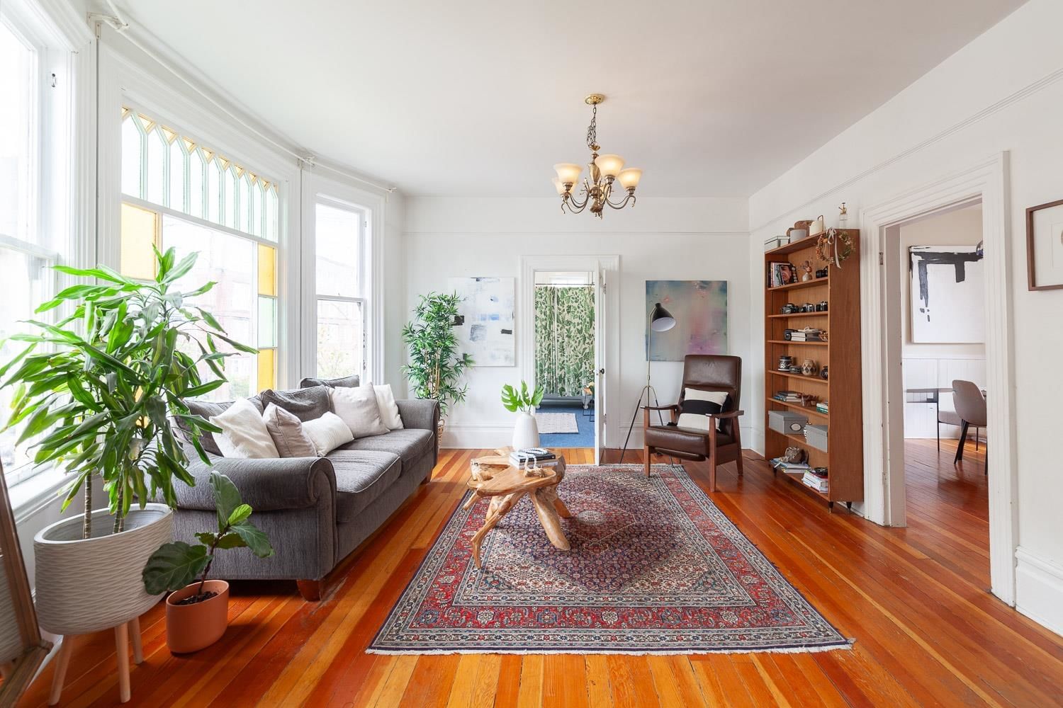 Listing Image 1